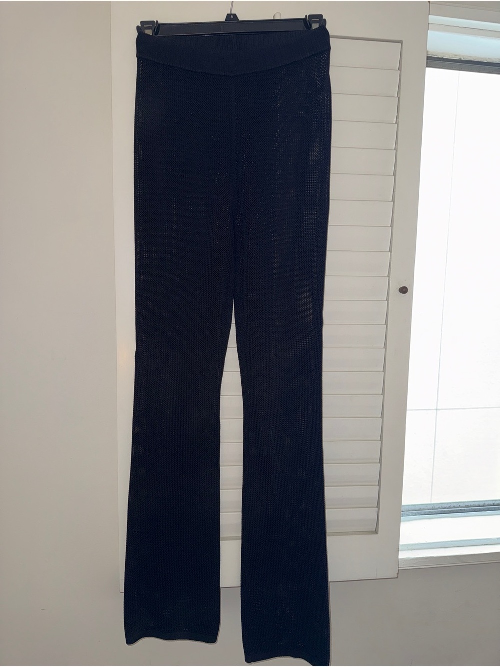 Good American Black Bootcut Stretch Knit Pants